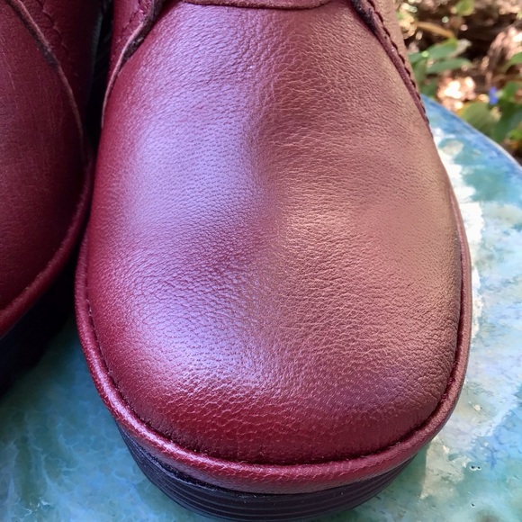 FLY LONDON (38) WOMEN’S Leather wedged heel boots, fastened Velcro around ankle. - Picture 5 of 15